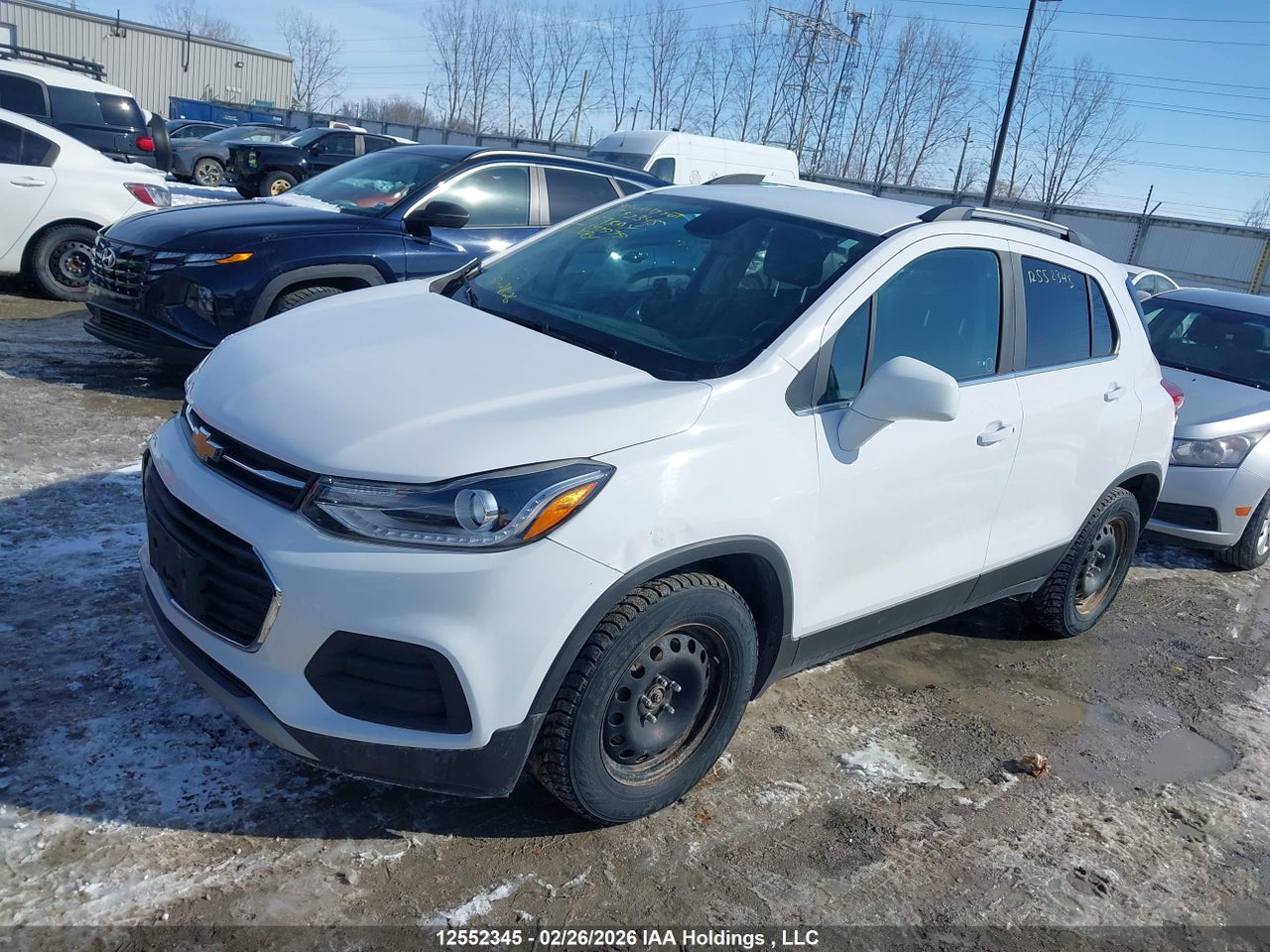 Image #/images/mount/3GNCJLSB6LL147979_02.jpg for vehicle