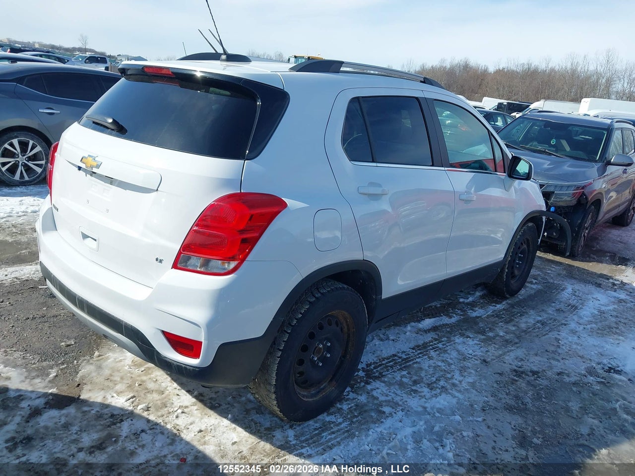 Image #/images/mount/3GNCJLSB6LL147979_04.jpg for vehicle