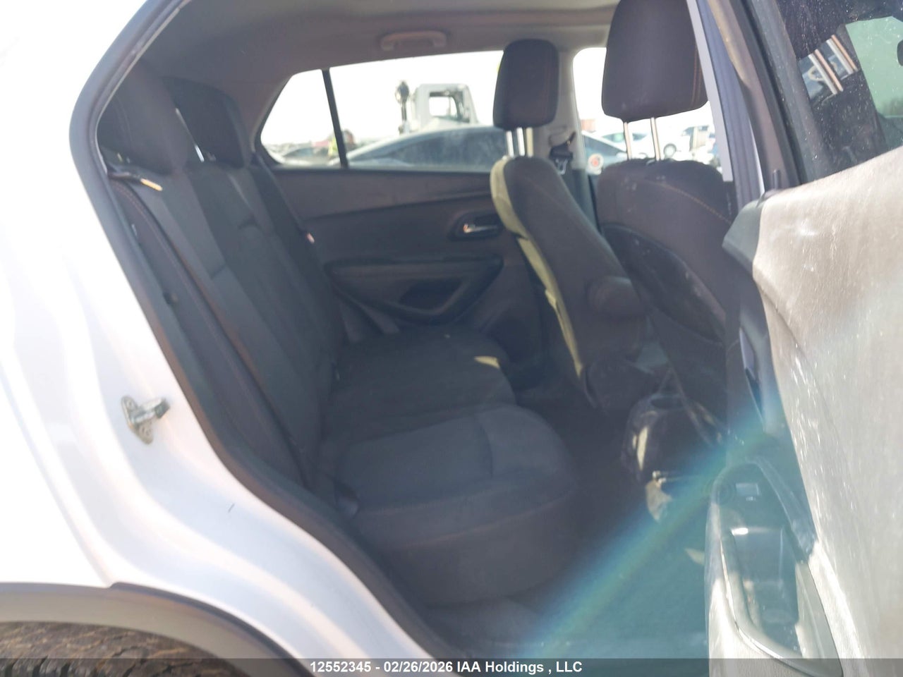 Image #/images/mount/3GNCJLSB6LL147979_08.jpg for vehicle