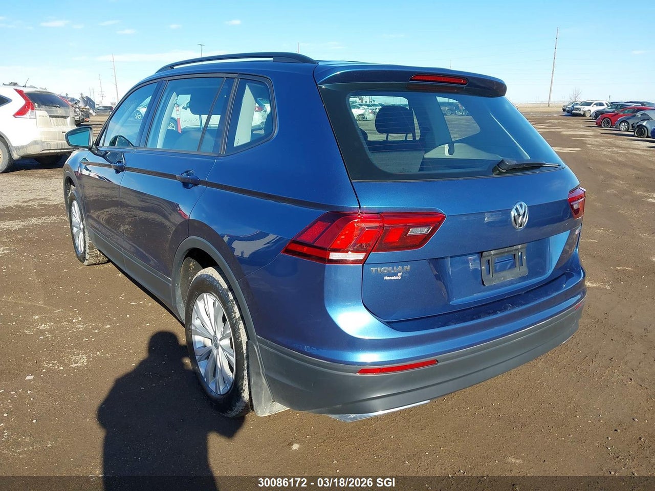 Image #/images/mount/3VV0B7AX6LM075710_03.jpg for vehicle