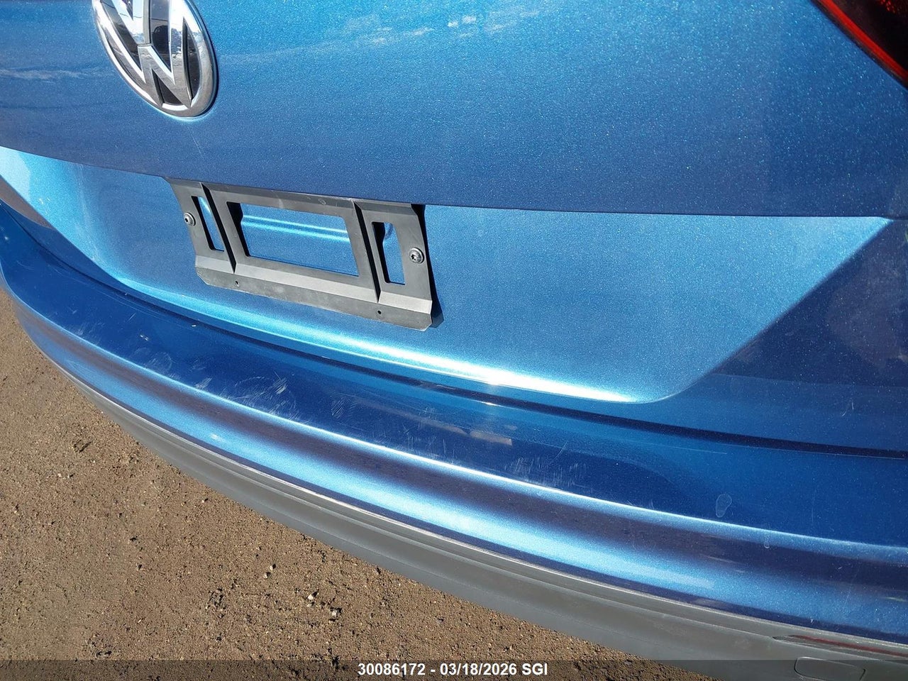 Image #/images/mount/3VV0B7AX6LM075710_06.jpg for vehicle