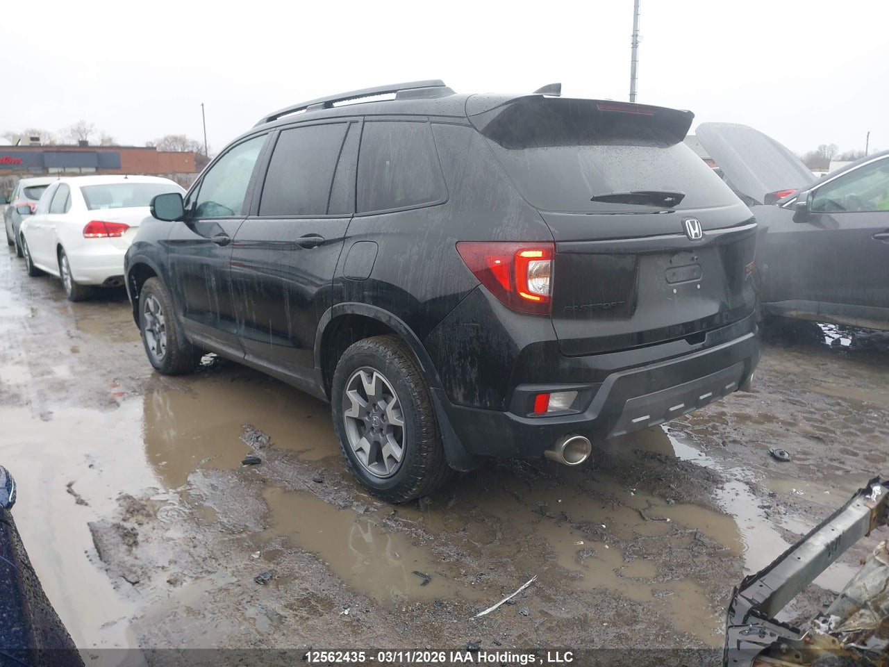 Image #/images/mount/5FNYF8H61PB502116_03.jpg for vehicle