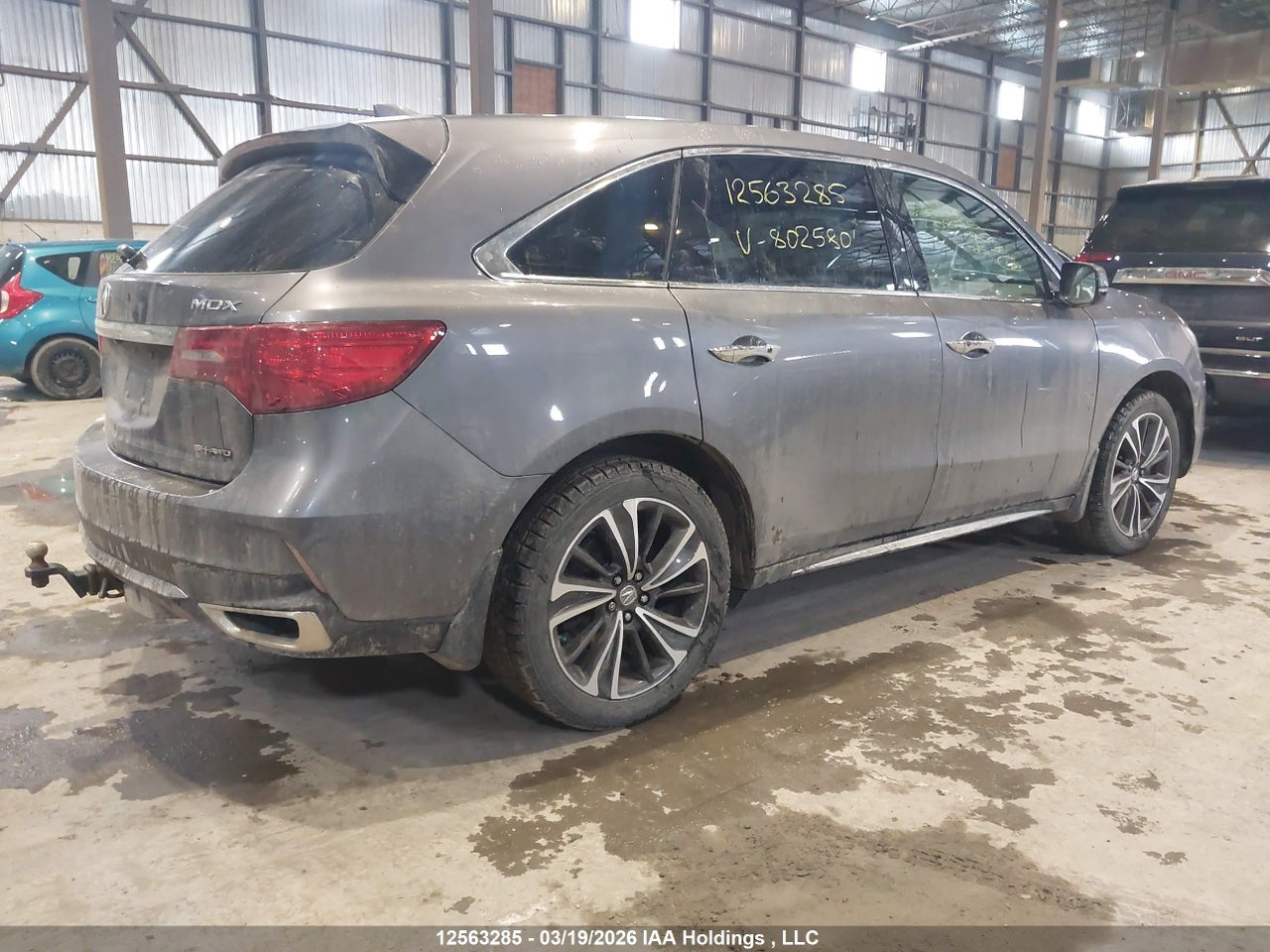 Image #/images/mount/5J8YD4H46LL802580_04.jpg for vehicle