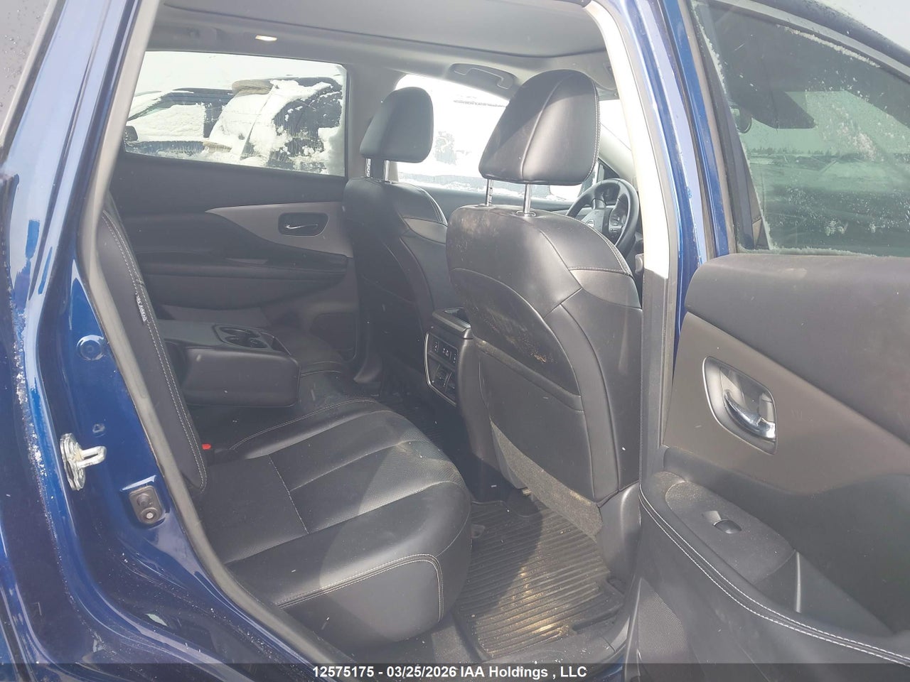 Image #/images/mount/5N1AZ2CS0LN125828_08.jpg for vehicle