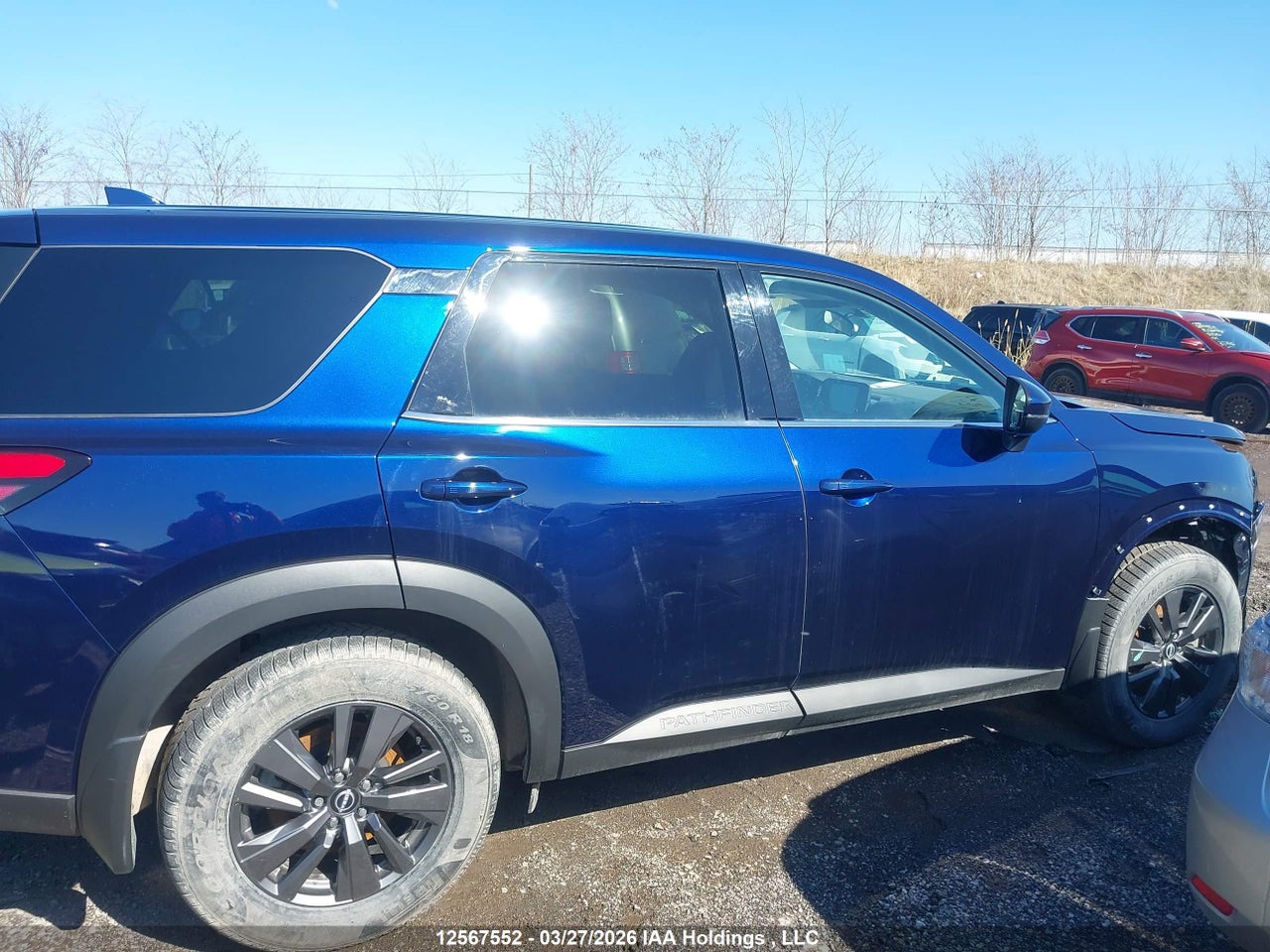 Image #/images/mount/5N1DR3AC4NC215481_14.jpg for vehicle