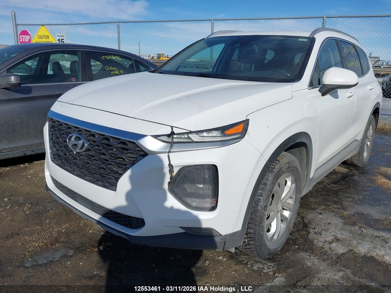 Image #/images/mount/5NMS2CAD2LH239401_02.jpg for vehicle