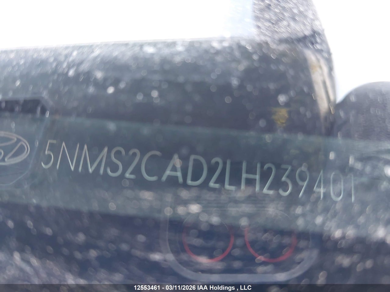 Image #/images/mount/5NMS2CAD2LH239401_09.jpg for vehicle