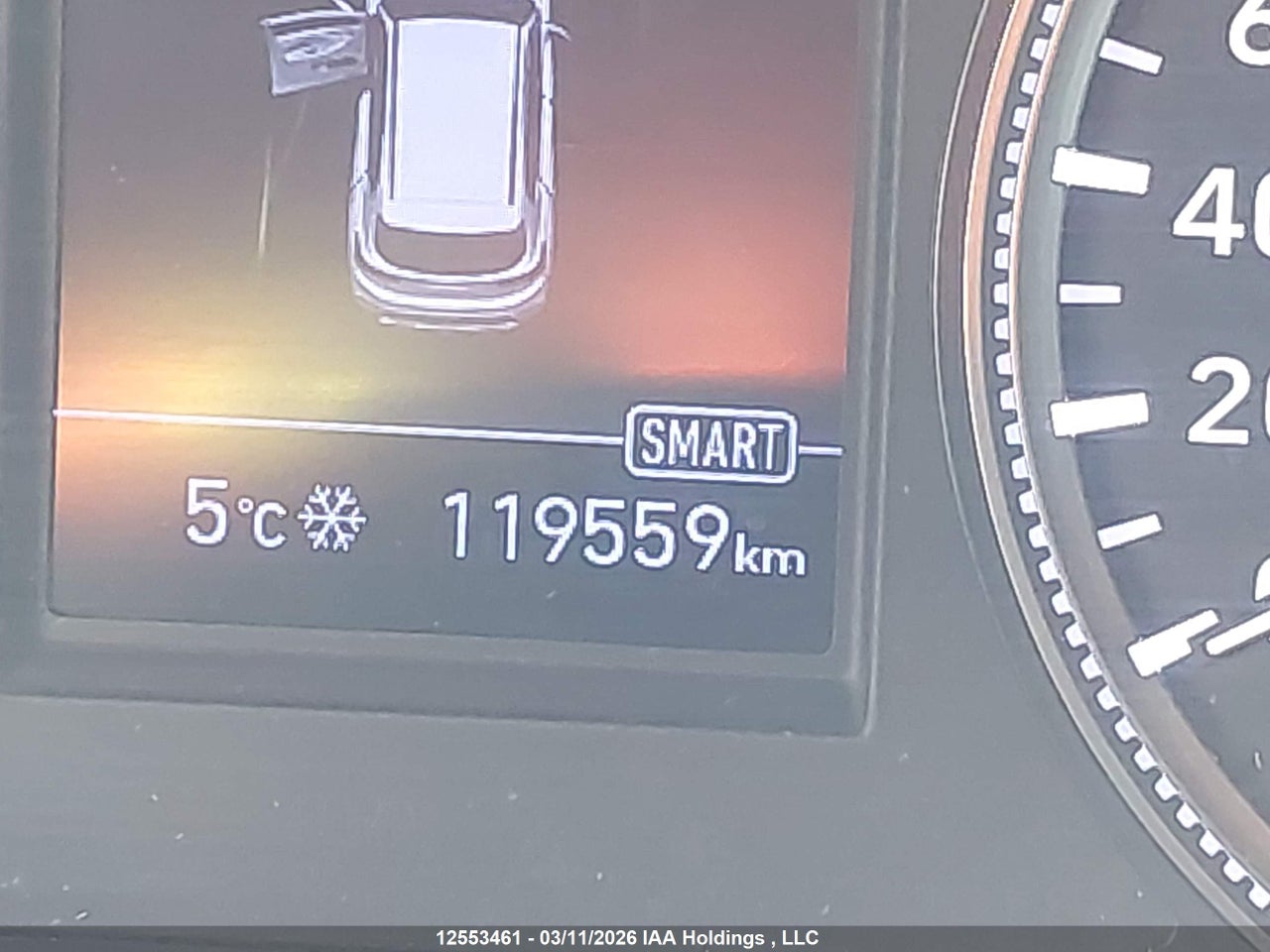 Image #/images/mount/5NMS2CAD2LH239401_15.jpg for vehicle