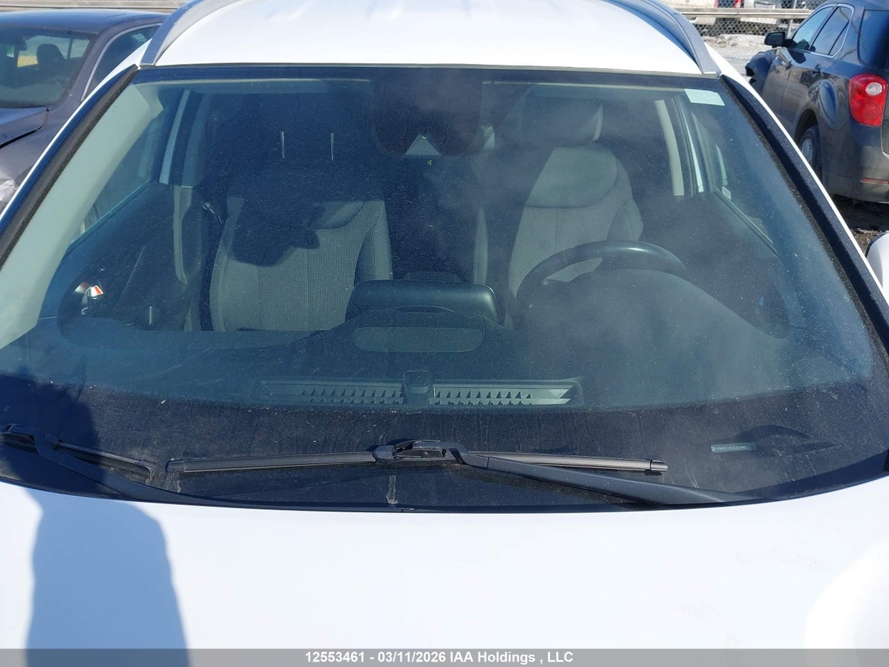 Image #/images/mount/5NMS2CAD2LH239401_17.jpg for vehicle