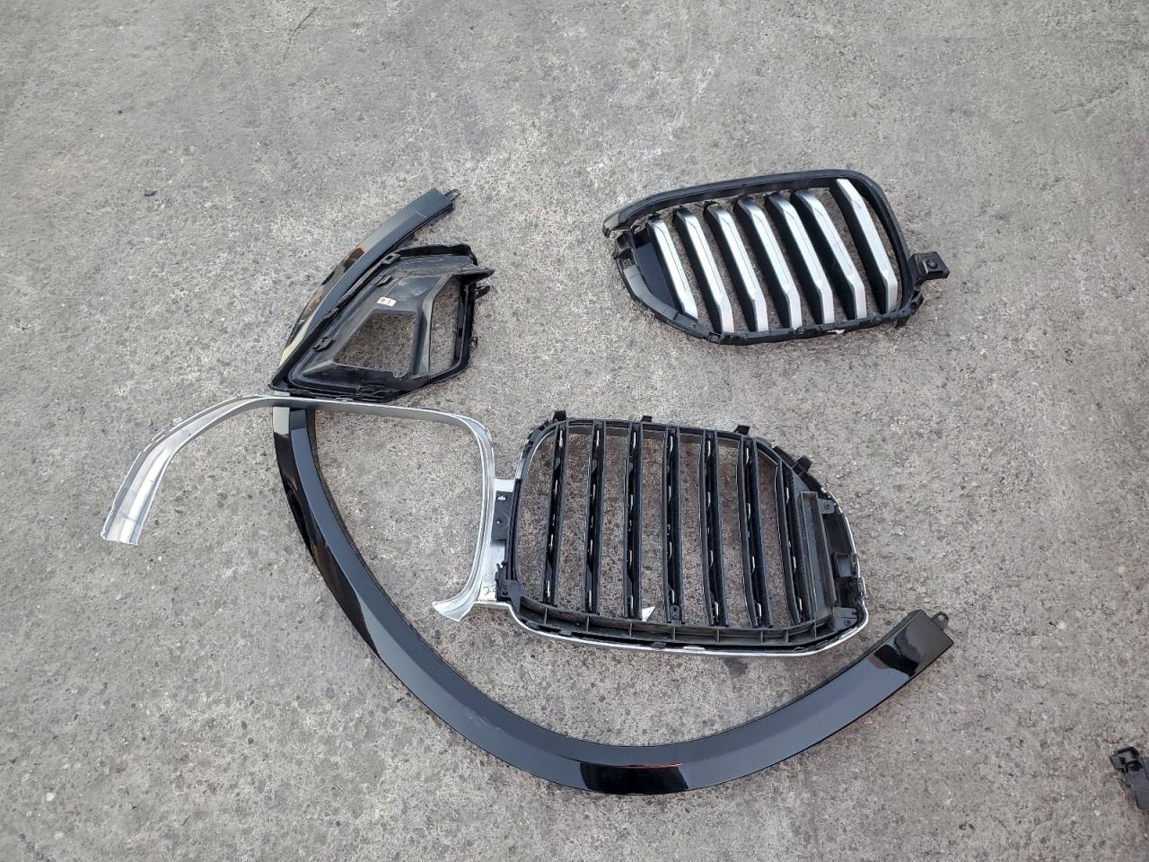 Image #/images/mount/5UX23EU03R9V17775_17.jpg for vehicle