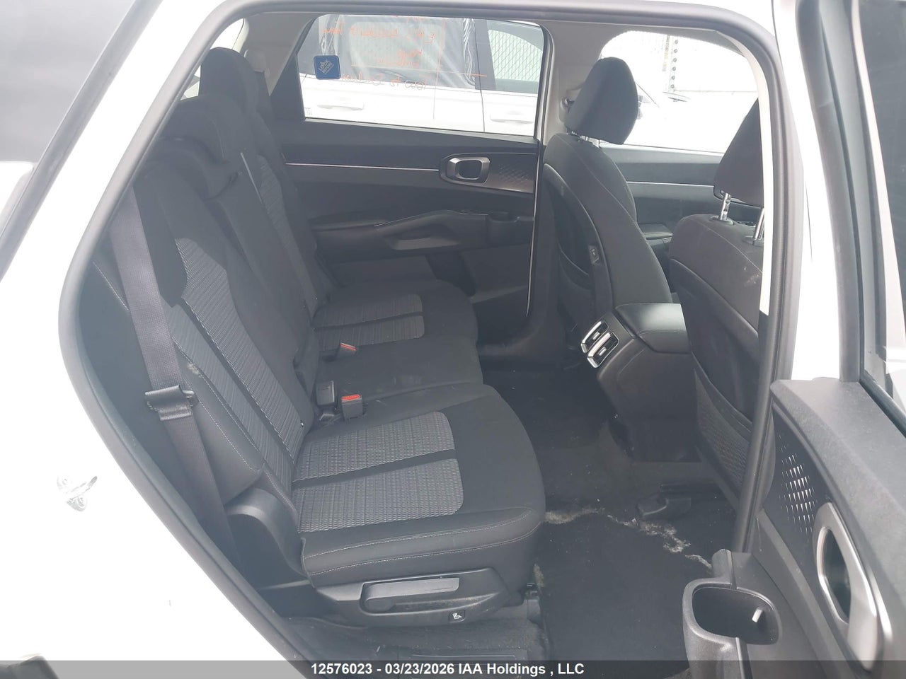 Image #/images/mount/5XYRGDJCXRG258794_08.jpg for vehicle