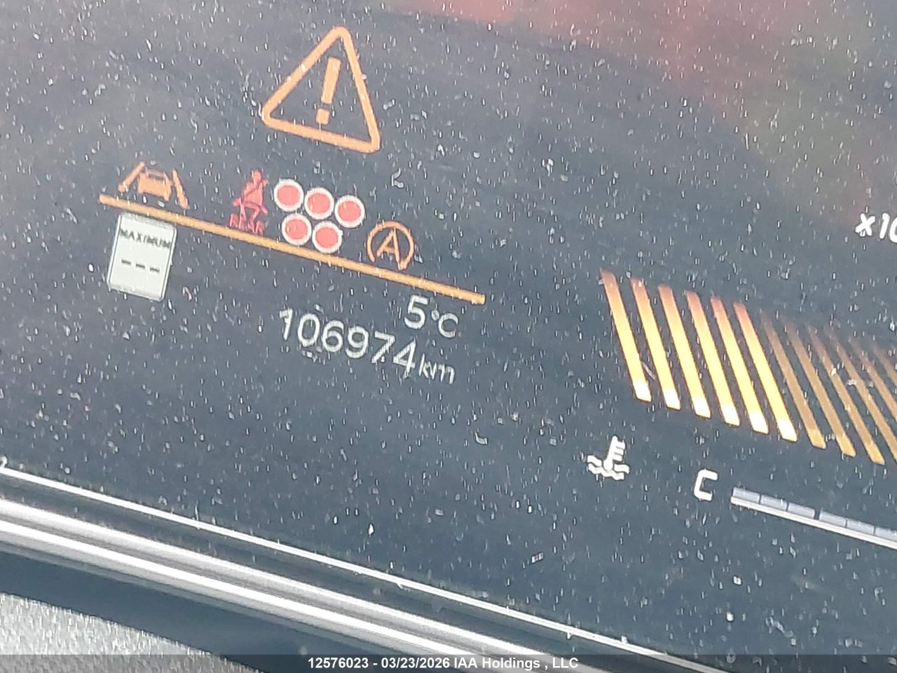 Image #/images/mount/5XYRGDJCXRG258794_16.jpg for vehicle