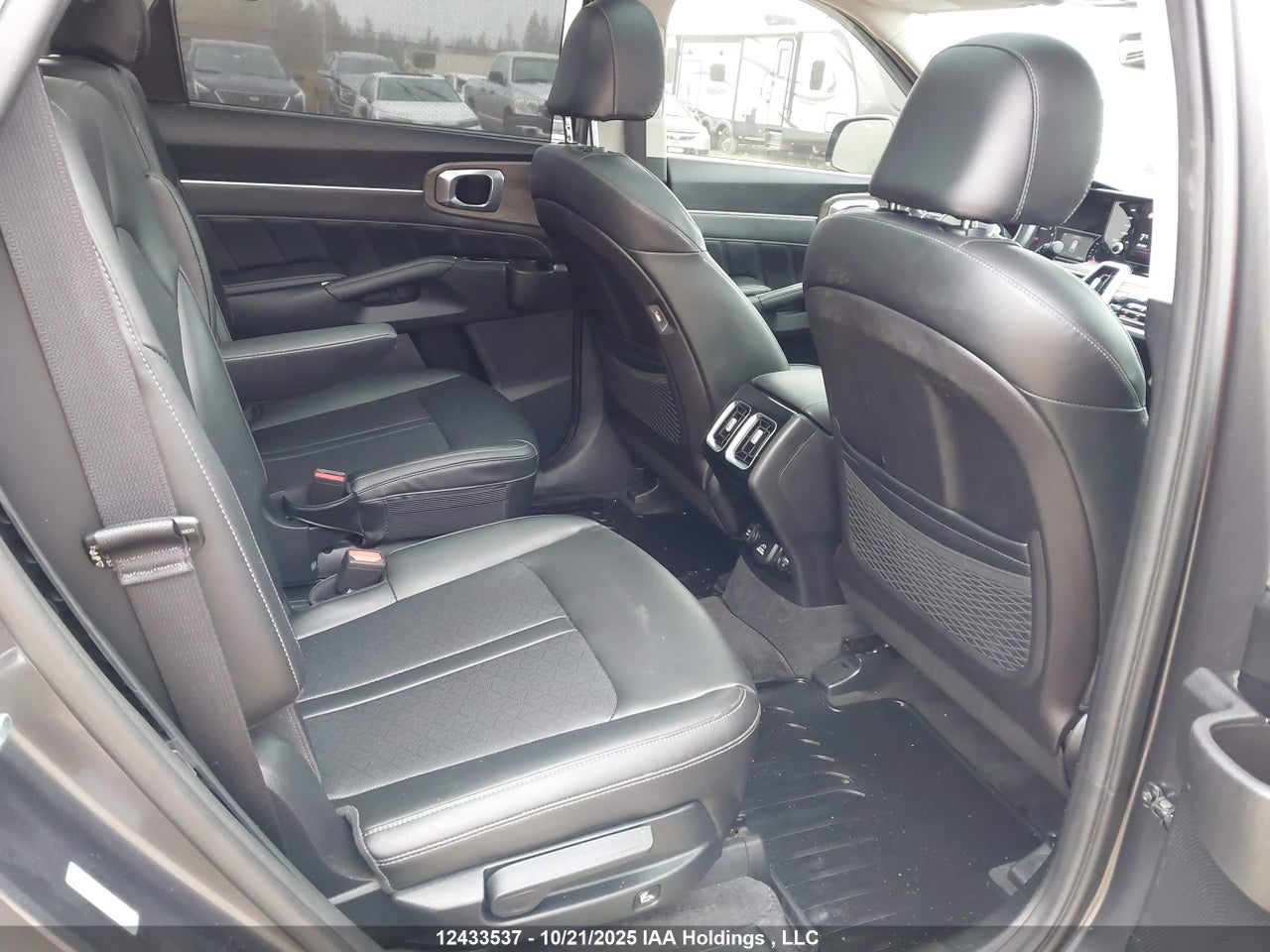 Image #/images/mount/5XYRHDLF2MG072602_08.jpg for vehicle