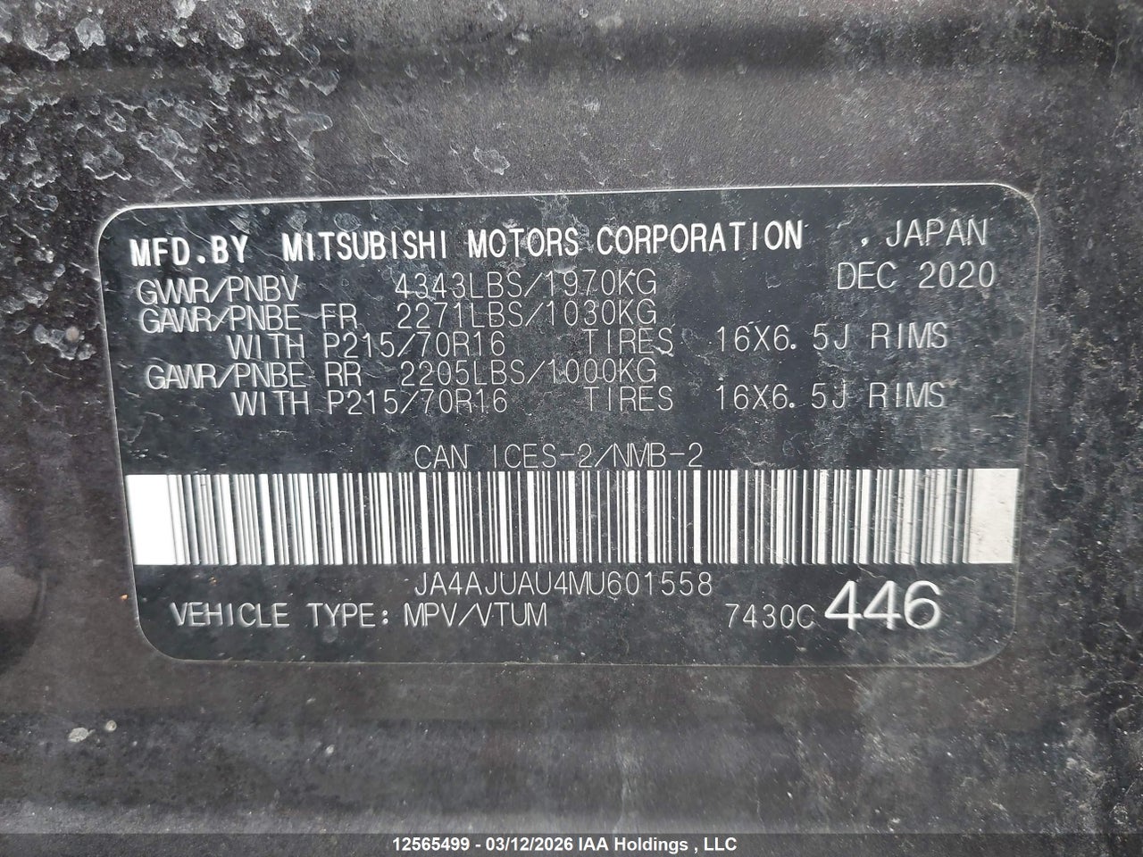 Image #/images/mount/JA4AJUAU4MU601558_09.jpg for vehicle