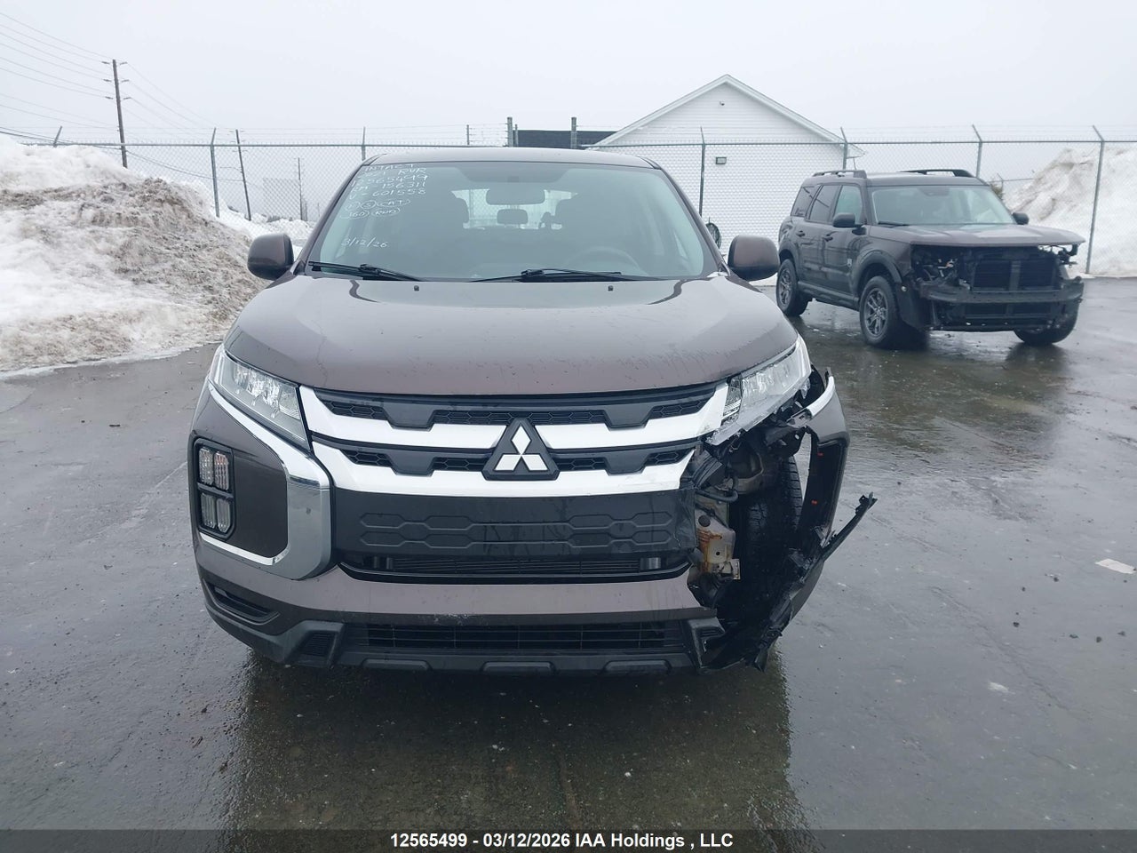 Image #/images/mount/JA4AJUAU4MU601558_12.jpg for vehicle