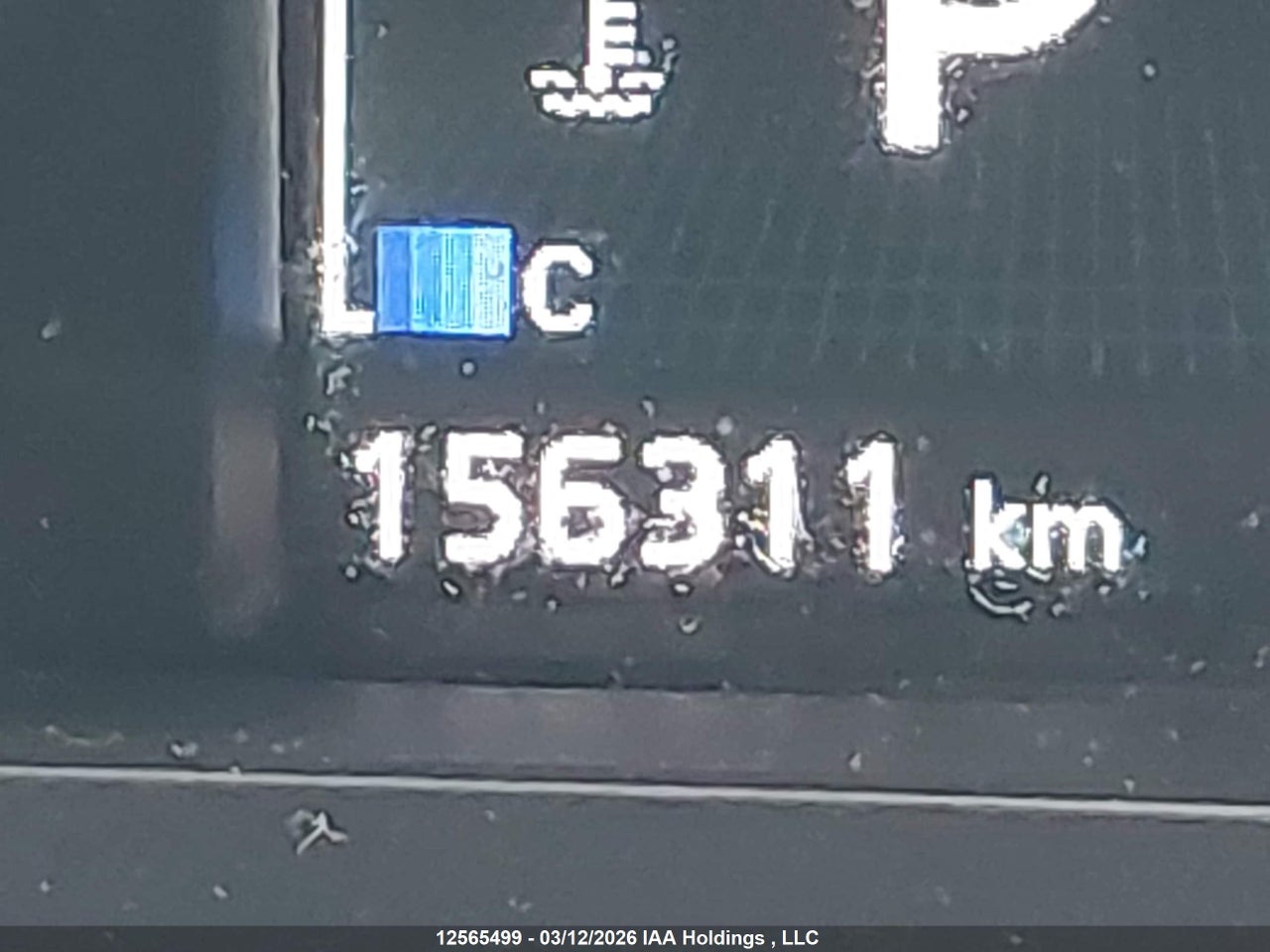 Image #/images/mount/JA4AJUAU4MU601558_15.jpg for vehicle