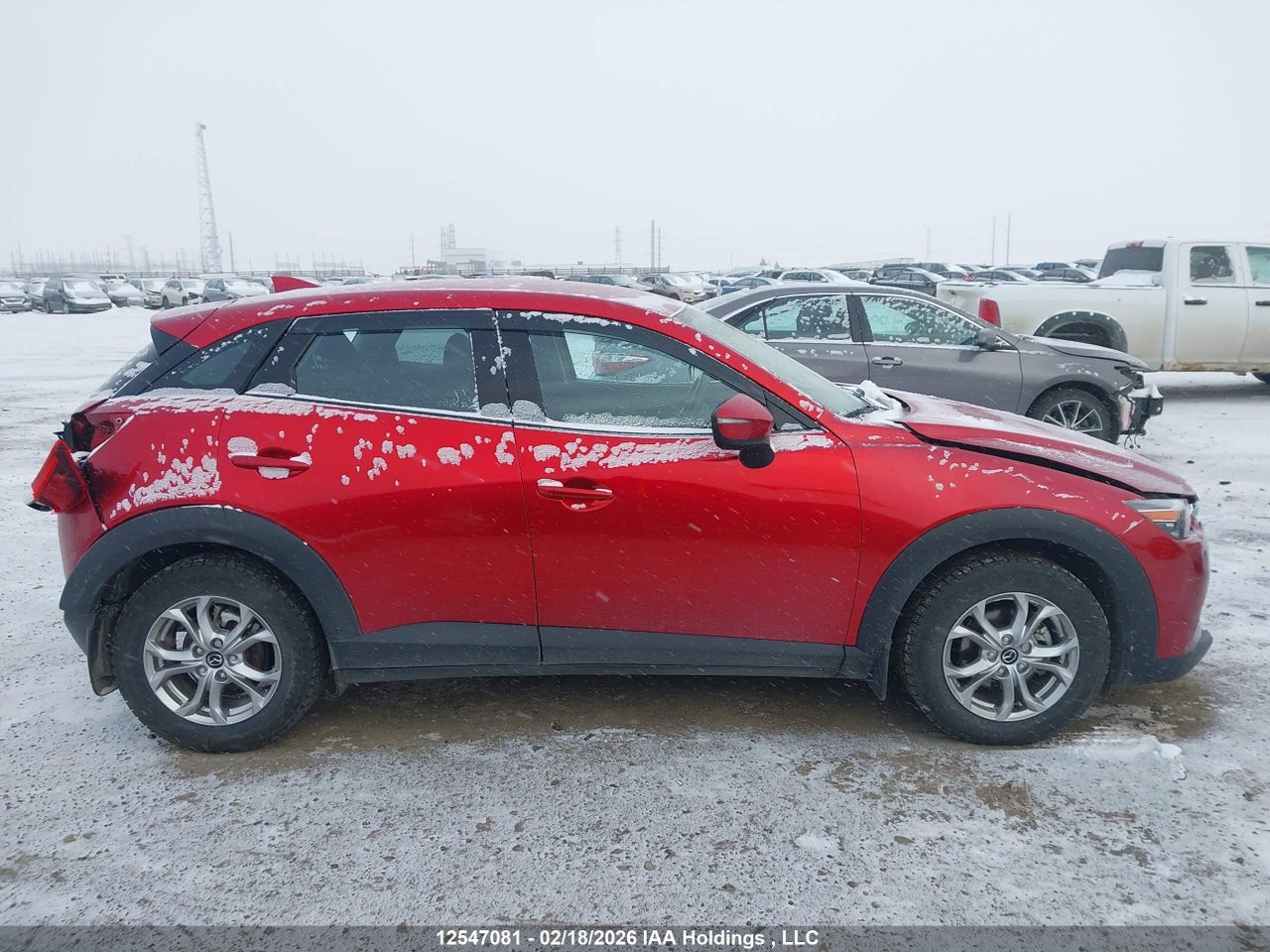 Image #/images/mount/JM1DKDC76N1601703_13.jpg for vehicle