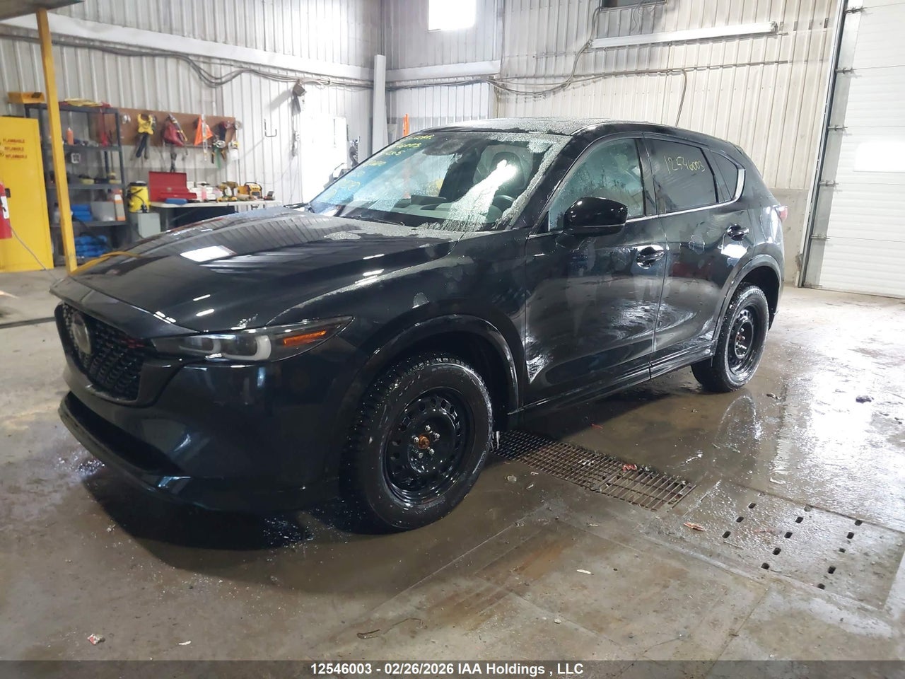 Image #/images/mount/JM3KFBDY7P0226640_02.jpg for vehicle