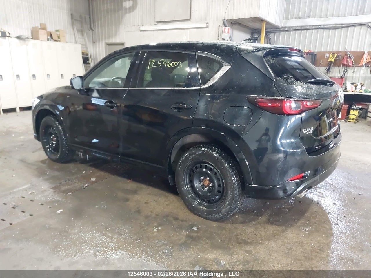 Image #/images/mount/JM3KFBDY7P0226640_03.jpg for vehicle