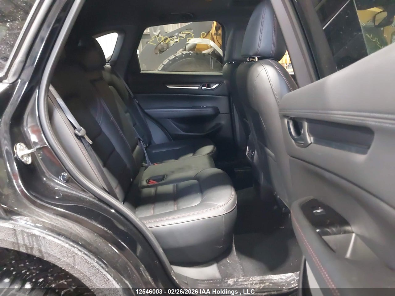 Image #/images/mount/JM3KFBDY7P0226640_08.jpg for vehicle