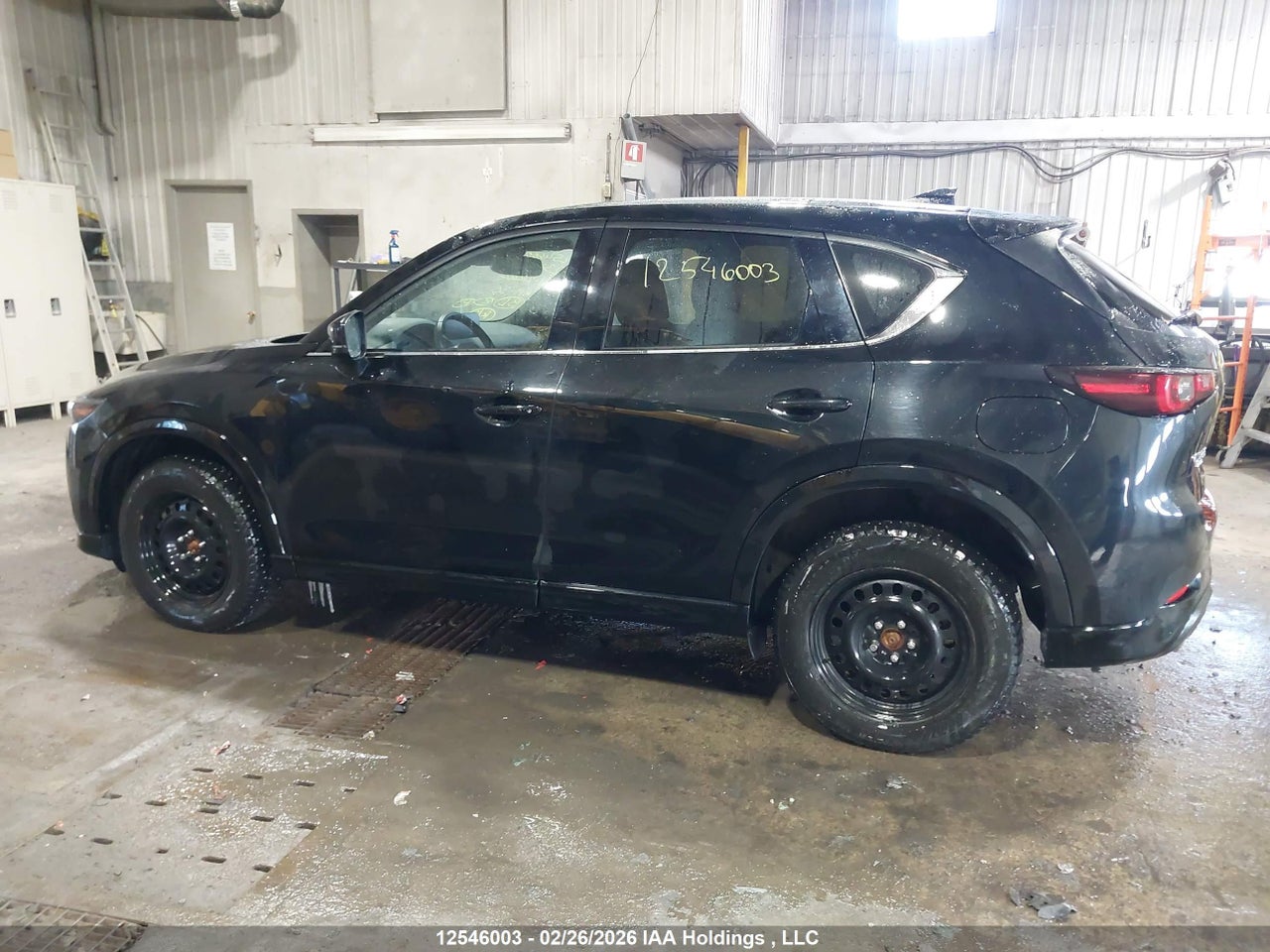 Image #/images/mount/JM3KFBDY7P0226640_14.jpg for vehicle