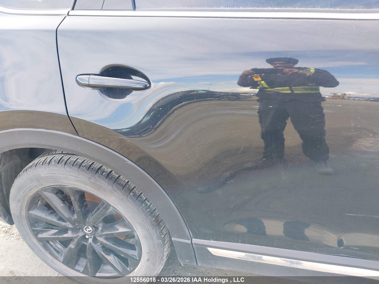 Image #/images/mount/JM3TCBDYXM0454351_12.jpg for vehicle