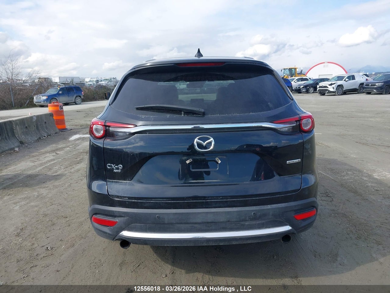 Image #/images/mount/JM3TCBDYXM0454351_17.jpg for vehicle