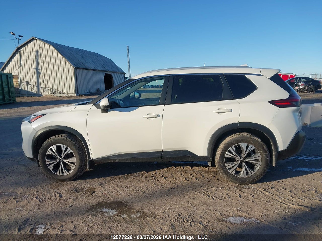 Image #/images/mount/JN8BT3BB1PW220954_14.jpg for vehicle