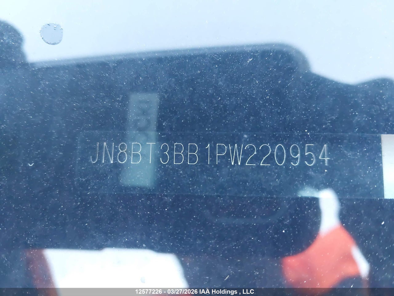 Image #/images/mount/JN8BT3BB1PW220954_18.jpg for vehicle