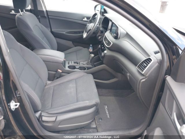 Image #/images/mount/KM8J33A49KU966255_5.JPG for vehicle