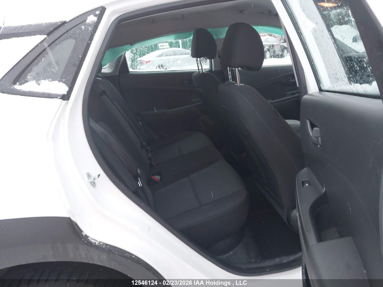 Image #/images/mount/KM8K1CAB5NU920970_08.jpg for vehicle