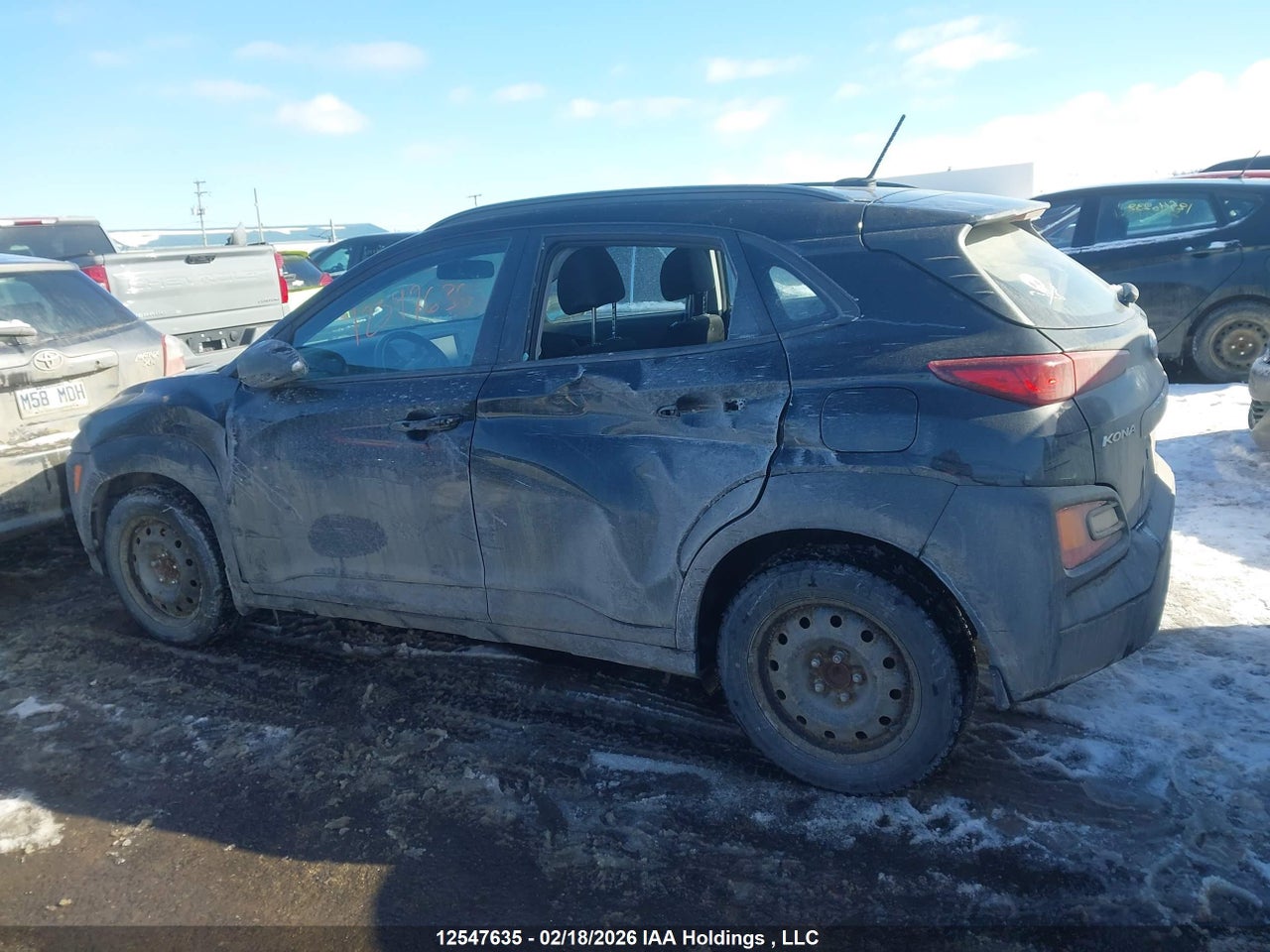 Image #/images/mount/KM8K22AA3LU581086_14.jpg for vehicle