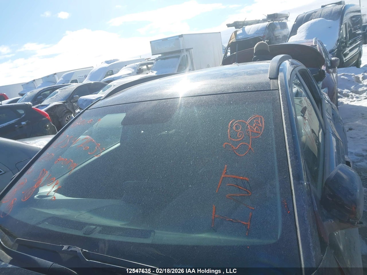 Image #/images/mount/KM8K22AA3LU581086_17.jpg for vehicle