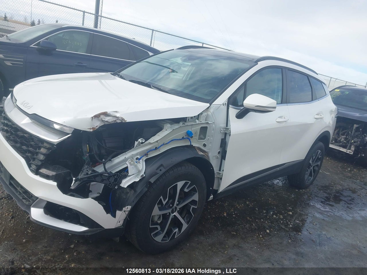 Image #/images/mount/KNDPVCDF3R7295406_15.jpg for vehicle