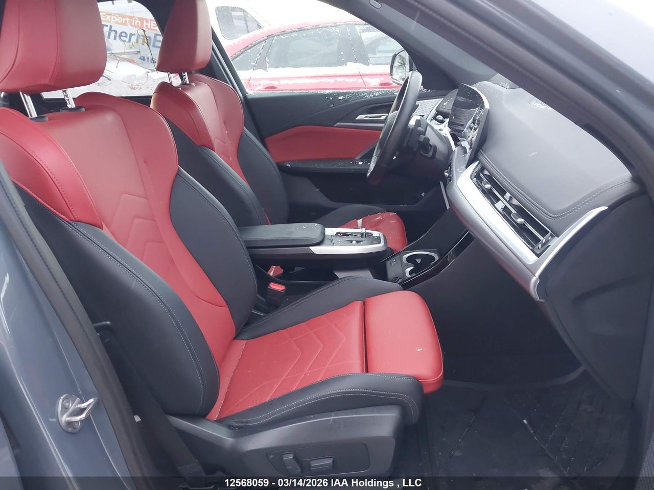 Image #/images/mount/WBX73EF0XR5Y51512_05.jpg for vehicle