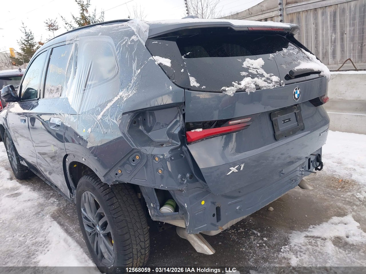 Image #/images/mount/WBX73EF0XR5Y51512_06.jpg for vehicle