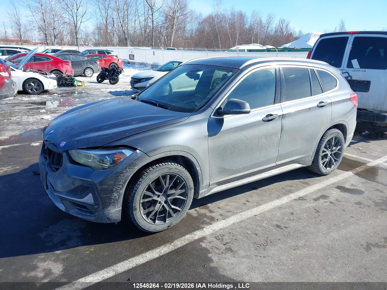 Image #/images/mount/WBXJG9C05L5P11526_02.jpg for vehicle