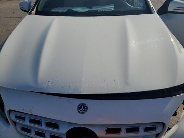 Image #/images/mount/WDCTG4EB7KU011626_11.jpg for vehicle