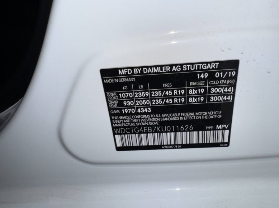 Image #/images/mount/WDCTG4EB7KU011626_12.jpg for vehicle